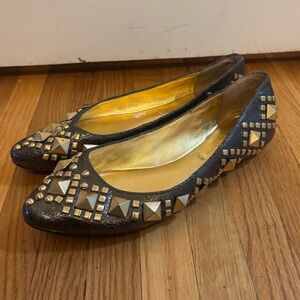 BCBG flats dress shoes stud spike flats copper embellished Size 5.5